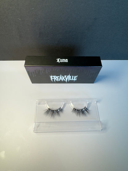 Luna - Faux Lashes